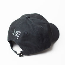 Indlæs billede til gallerivisning Frigjort-kasket
